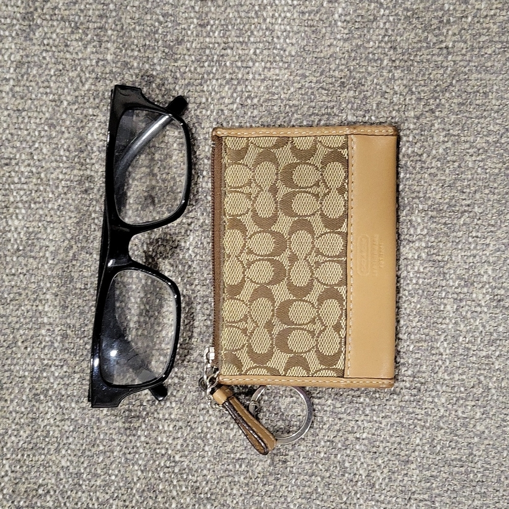 Coach card holder with keychain